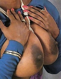 Sexy ebony big tits xxx pictures